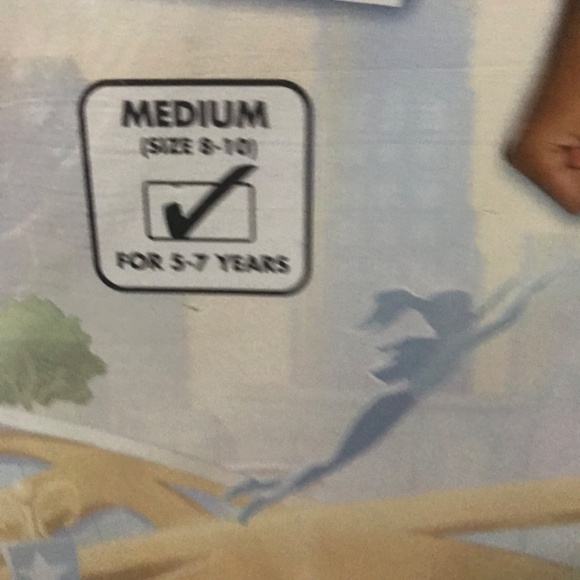 Halloween Wonder Woman Child Costume New with tag Size Medium - Picture 10 of 10